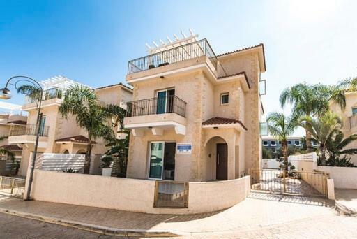 Timotheos Villa Protaras Eksteriør bilde